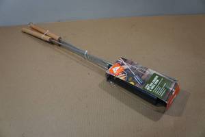 lot 221 image: Ozark Trail 2-Piece Hot Dog Cooker & Grill Fork