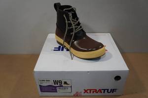 lot 243 image: Xtratuf Womens 6 Legacy Lace Boots - Size 9