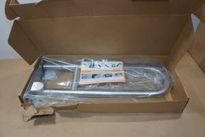 lot 58 image: 23.6 Toilet Grab Bar