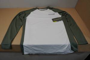 lot 91 image: Blackfish Guide Mens UPFCooling Long Sleeve - Medium
