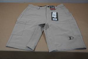 lot 96 image: Blackfish Cast Mens Casual Shorts - Size 32 - Tan