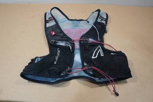 lot 98 image: Ultraspire Momentum 2.0 Race Vest