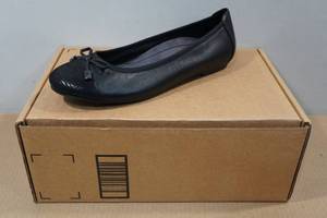 lot 153 image: Vionic Minna Bella Womens Flats - Size 9.5