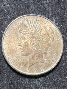 lot 85 image: 1922 US PEACE SILVER DOLLAR