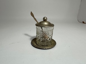 lot 26 image: International Silver Company Condiment Set With Tray