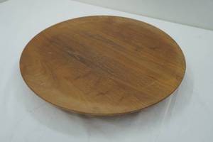lot 15 image: Vintage Wooden Lazy Susan 18 diameter