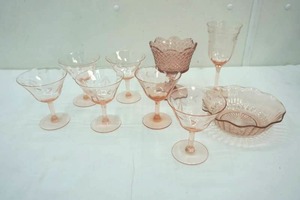 lot 18 image: Vintage Pink Depression Glass Etched Floral Ribbed Cocktail Glasses and Other Serving Dishes
