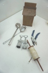 lot 29 image: Birdhouse, Kitchen Utensils, Wine Openers, Clippers, Kite Reel