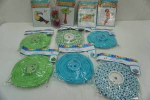 lot 38 image: NEW Paper Lanterns & Inflatable Decorations
