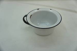 lot 42 image: Vintage White Enamel Chamber Pot