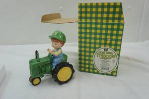 lot 46 image: John Deere Friends by Enesco