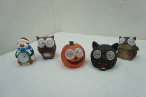 lot 50 image: Solar Powered figurine lights (5ct)