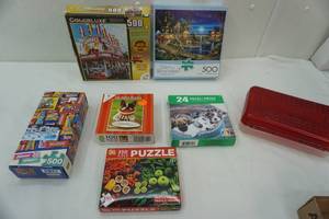 lot 76 image: Puzzle Lot