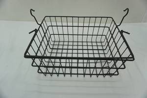 lot 80 image: Wire Basket w handle and hooks 14x12x6