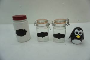 lot 83 image: Kitchen Canisters, timer