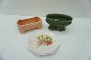 lot 105 image: Vintage Pottery Planters and China Plate