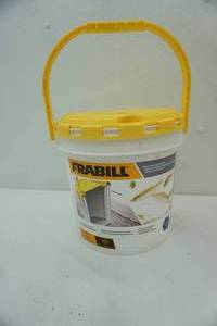 lot 119 image: Frabill Insulated Bait Bucket