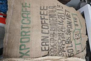 lot 130 image: 36x27 Burlap Sack (5ct)
