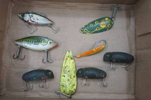 lot 166 image: Vintage Fishing Lures