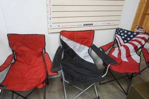 lot 173 image: 3 Folding Camp Chairs (like new)