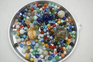 lot 185 image: Vintage Glass (& Clay) Marbles