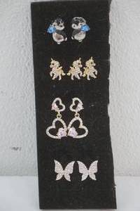 lot 195 image: Fashion Earrings (4 Sets)