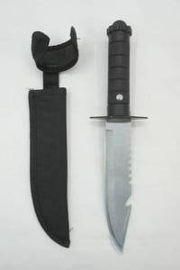 lot 199 image: NEW Hunting Knife and Sheath (5.5 blade)