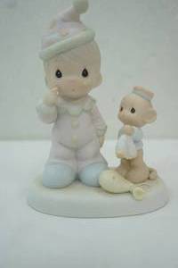 lot 283 image: Precious Moments Figurine Somebody Cares