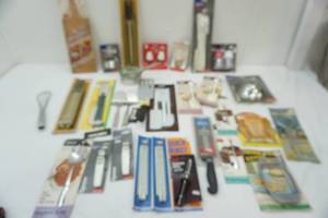 lot 304 image: Large Lot of Kitchen Utensils and Cooking Items