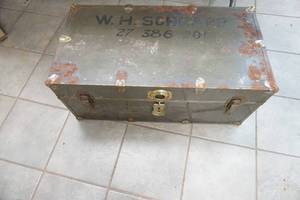 lot 319 image: Childrens vintage toys