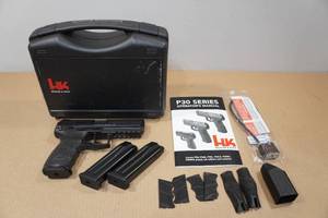 lot 11 image: Heckler & Koch P30L 9mm Semi-Auto Pistol - 3 Magazines
