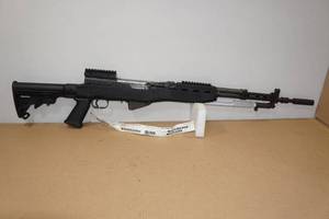 lot 20 image: Yugoslavian Model 5966 7.62 x 39mm Semi-Auto Rifle