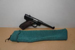 lot 33 image: 1967 Ruger Standard Model .22 LR Semi-Auto Target Pistol - 6 Barrel