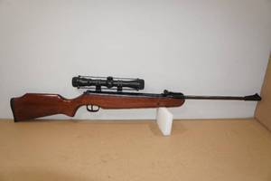lot 48 image: Ruger Air Hawk .177 Pellet Rifle with 4 x 32 Scope