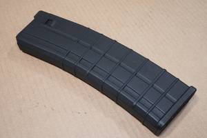lot 85 image: Polymer 7.62 x 39mm Magazine