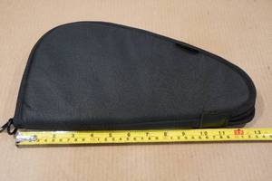 lot 133 image: US 13 Soft Pistol Case