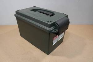 lot 149 image: Ammo Box