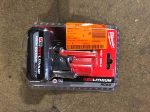 lot 52 image: Milwaukee M12 12-Volt Lithium-Ion XC High Output 5.0 Ah Battery Pack  Customer Returns See Pictures