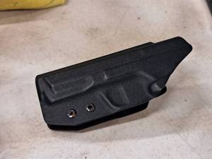 lot 532 image: Polecraft Hand Gun Holster