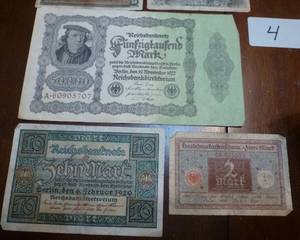 lot 5 image: German Marks and French francs 1910-30