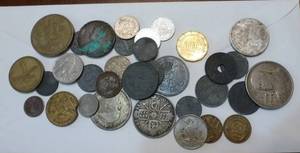 lot 11 image: Lot of various coins including Nederlands and Mexico
