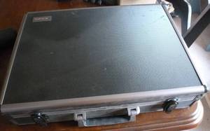 lot 19 image: Traveling compact light displaytradeshow setup with 5 lights