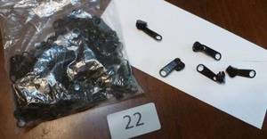lot 22 image: 75 new YKK Zipper Pulls