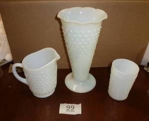 lot 99 image: 3 hobnail items - creamer, vase, glass - no chips or cracks