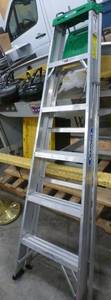 lot 144 image: Like New Werner 6 ft step ladder 225 lb capacity