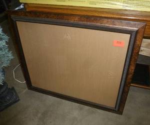 lot 253 image: Picture frame with glass 26x32 outer dimension