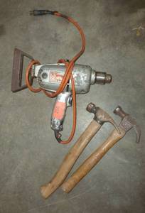 lot 256 image: Reversing drill and a couple of hammers
