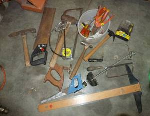 lot 257 image: Saws, hammers, screwdrivers, torque wrench