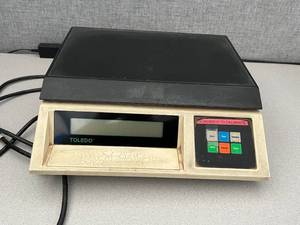 lot 16 image: Toledo Balance, SCL26200 - This is an as is unit, not tested. Has Cord US PLUG