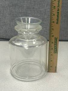 lot 18 image: Specialty Glass With Funnel and opening On the Bottom